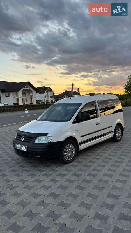 Минивэн Volkswagen Caddy 2005 в Ольховке