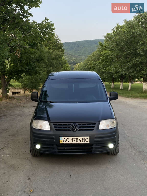 Вантажний фургон Volkswagen Caddy 2007 в Виноградові