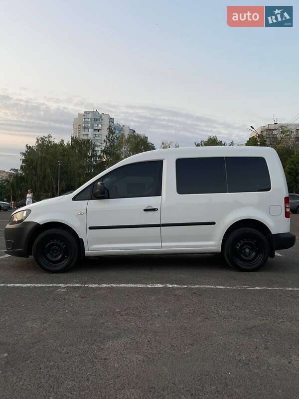 Минивэн Volkswagen Caddy 2013 в Одессе
