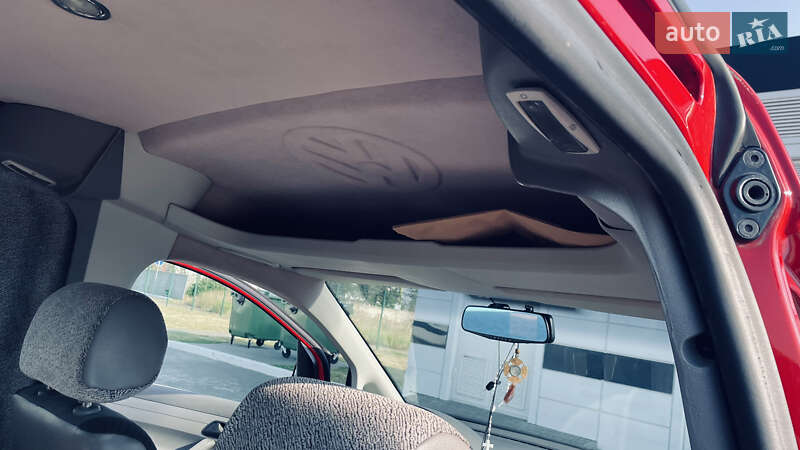 Минивэн Volkswagen Caddy 2005 в Чернигове