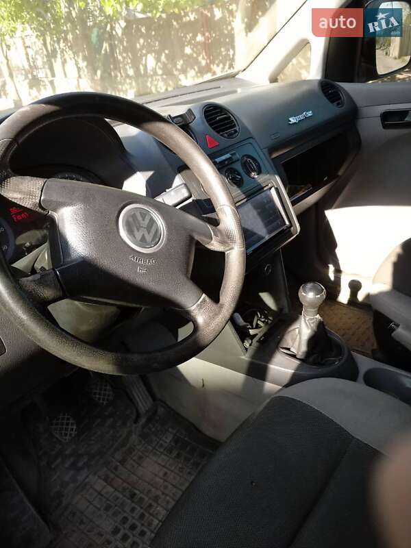 Мінівен Volkswagen Caddy 2006 в Миколаєві