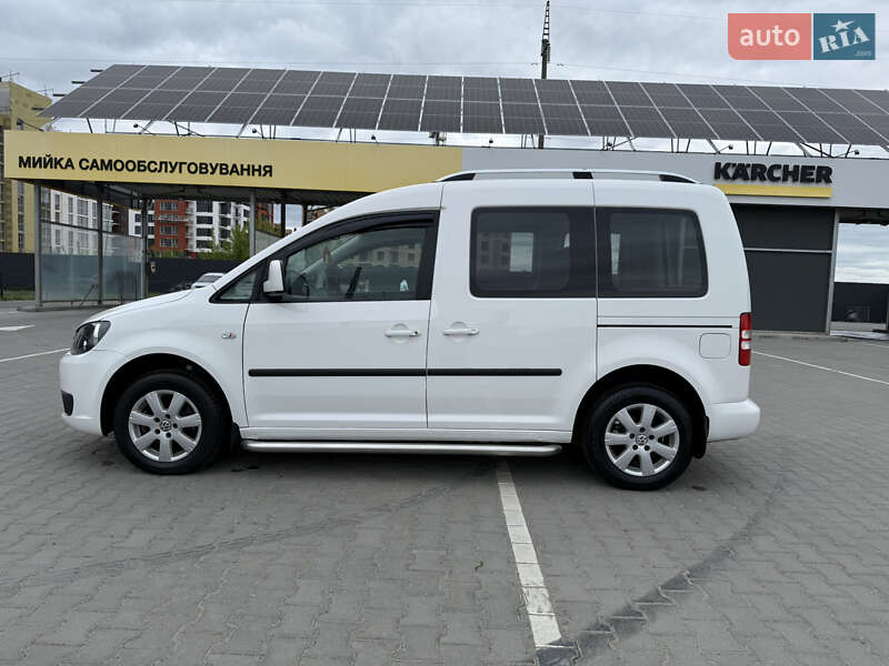 Минивэн Volkswagen Caddy 2015 в Луцке