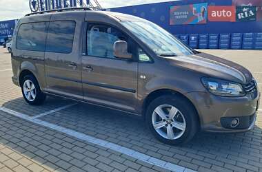 Минивэн Volkswagen Caddy 2013 в Нововолынске