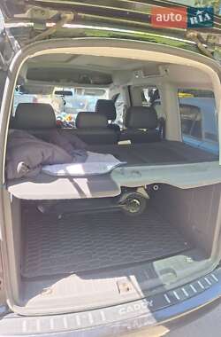 Минивэн Volkswagen Caddy 2011 в 