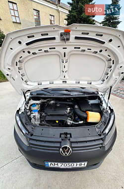 Вантажний фургон Volkswagen Caddy 2011 в 