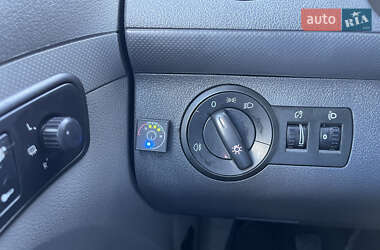 Минивэн Volkswagen Caddy 2006 в 