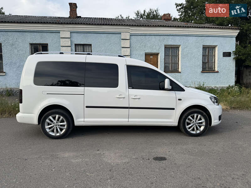 Минивэн Volkswagen Caddy 2014 в Хмельницком