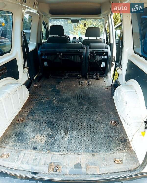 Минивэн Volkswagen Caddy 2014 в Виннице