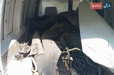 Грузовой фургон Volkswagen Caddy 2006 в Шостке