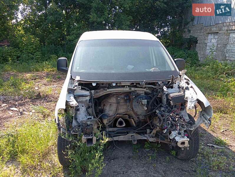 Грузовой фургон Volkswagen Caddy 2006 в Шостке