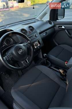 Минивэн Volkswagen Caddy 2013 в 