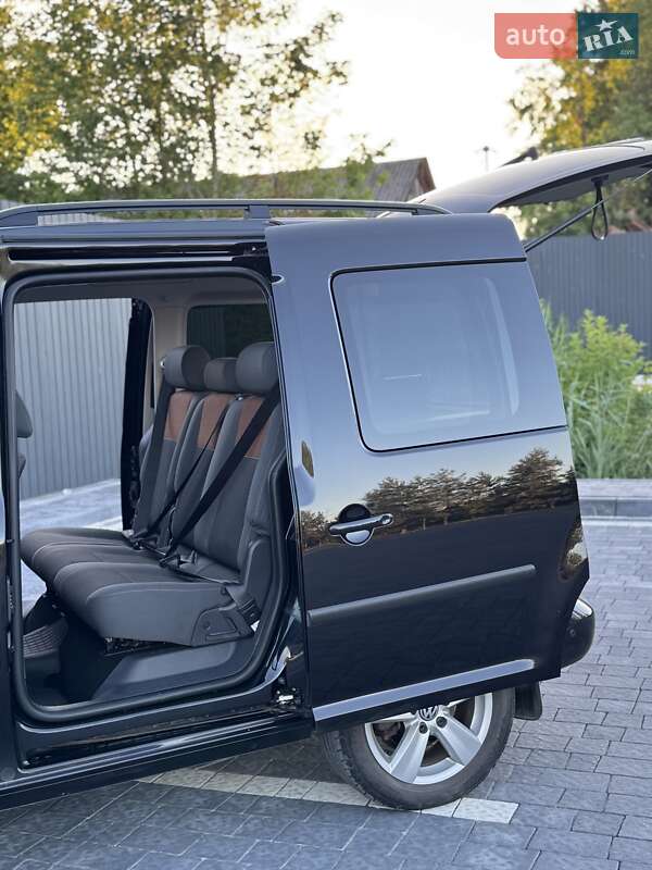 Минивэн Volkswagen Caddy 2013 в Самборе