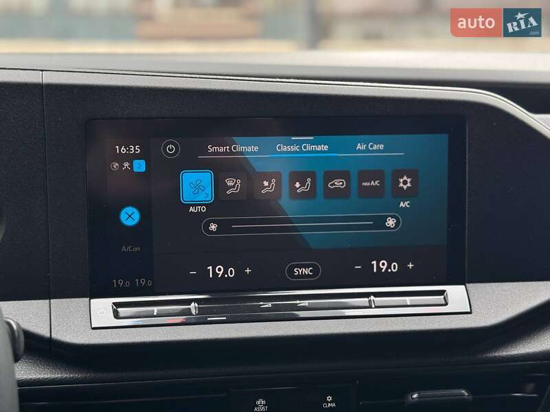 Грузовой фургон Volkswagen Caddy 2021 в Киеве