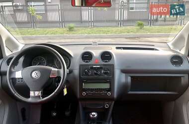 Минивэн Volkswagen Caddy 2010 в 