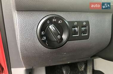 Минивэн Volkswagen Caddy 2010 в 