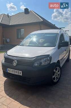 Вантажний фургон Volkswagen Caddy 2012 в Любешові