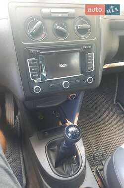 Минивэн Volkswagen Caddy 2011 в 