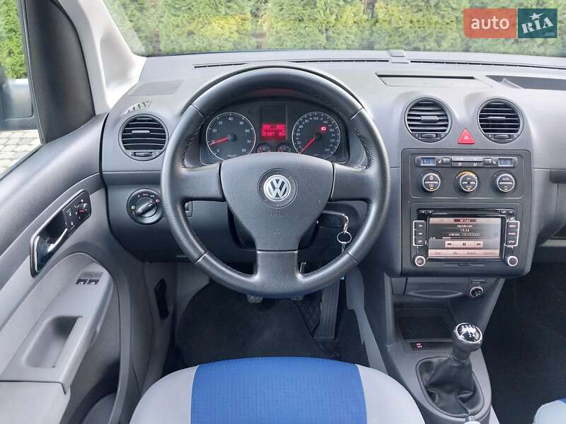 Минивэн Volkswagen Caddy 2009 в Ходорове