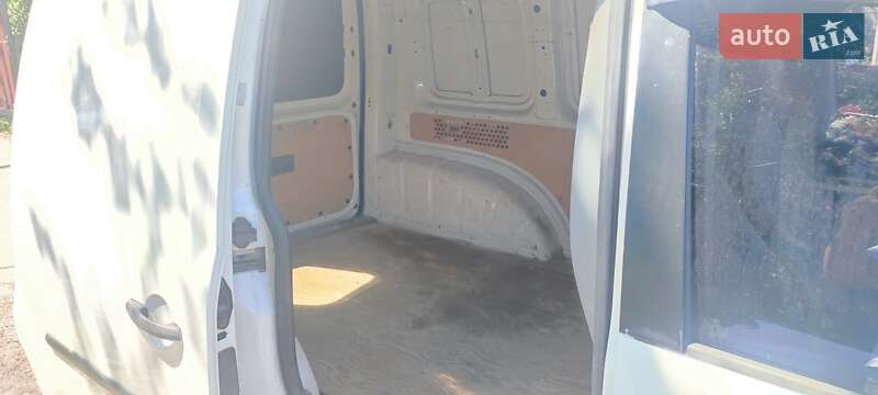 Минивэн Volkswagen Caddy 2005 в Петриковке
