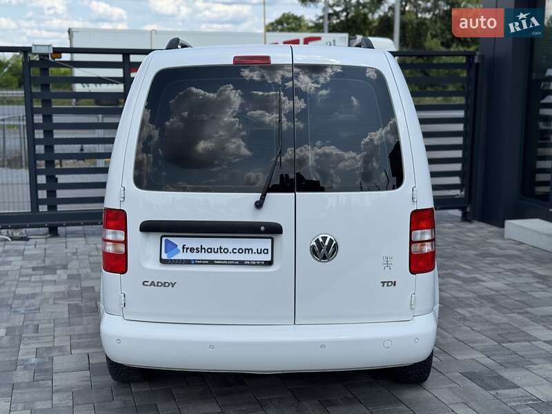 Минивэн Volkswagen Caddy 2014 в Ровно