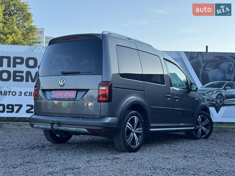 Мінівен Volkswagen Caddy 2017 в Сарнах