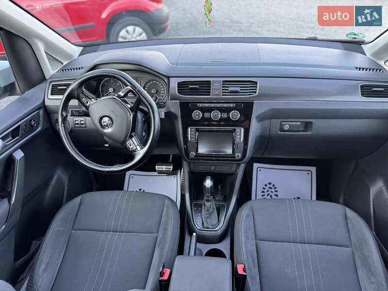 Мінівен Volkswagen Caddy 2017 в Сарнах