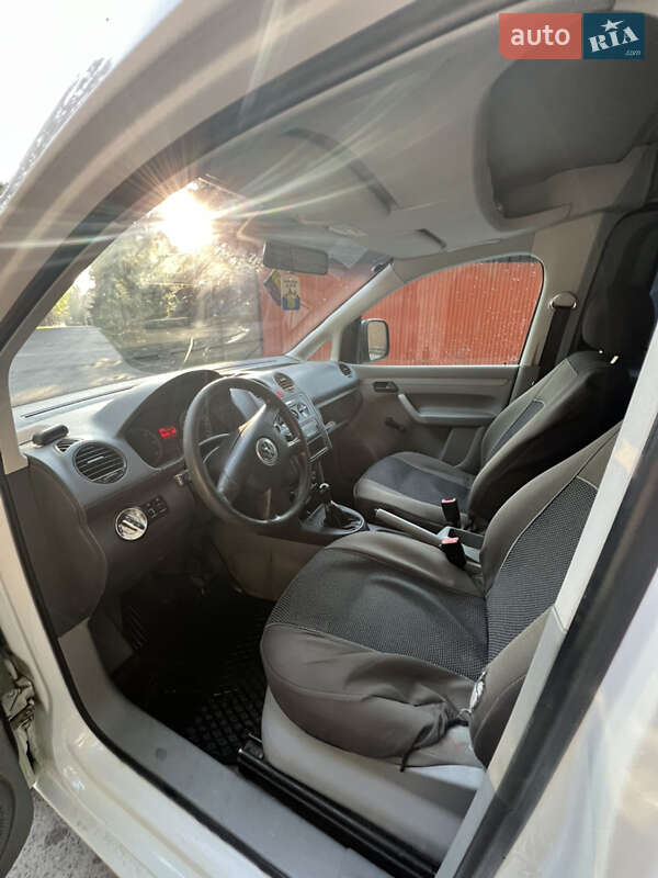Минивэн Volkswagen Caddy 2005 в Львове