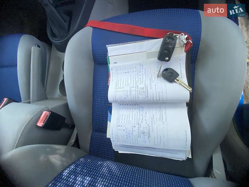 Мінівен Volkswagen Caddy 2005 в Вінниці