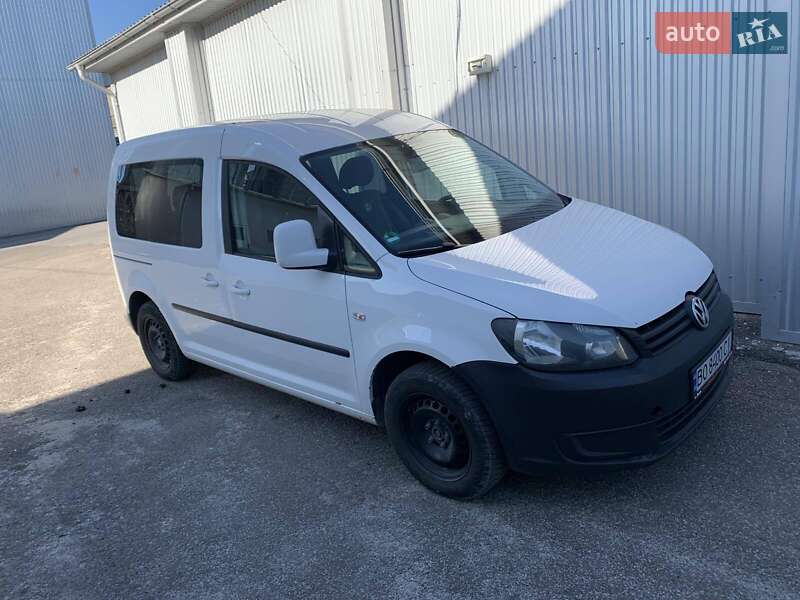 Минивэн Volkswagen Caddy 2013 в Киеве
