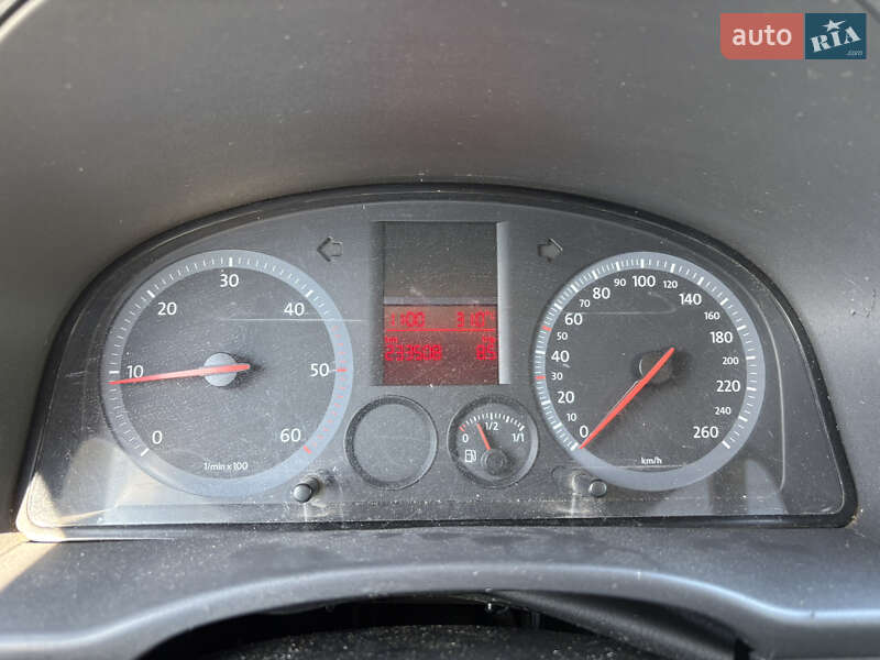 Мінівен Volkswagen Caddy 2005 в Києві
