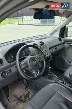 Минивэн Volkswagen Caddy 2011 в 