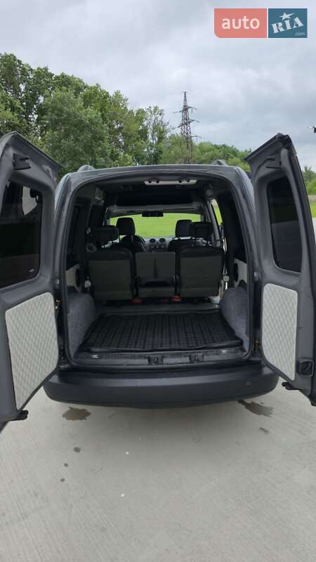 Минивэн Volkswagen Caddy 2011 в Луцке