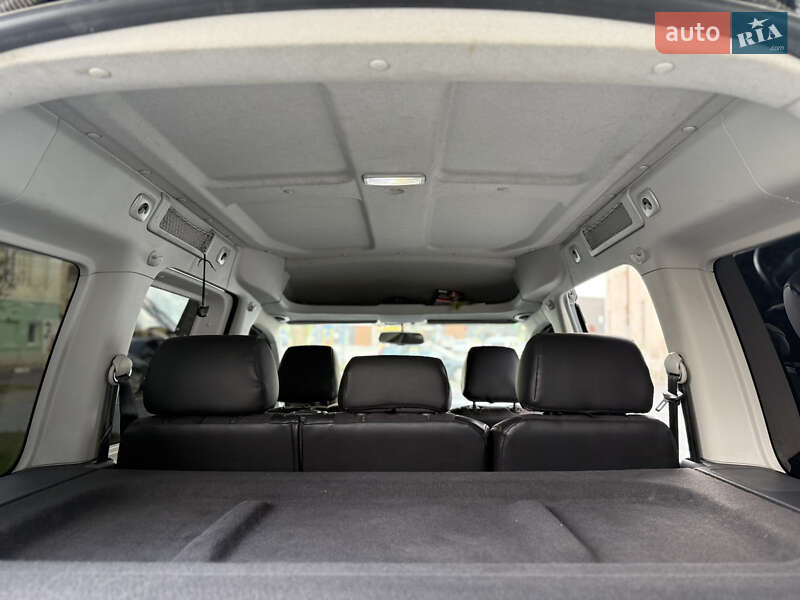 Минивэн Volkswagen Caddy 2011 в Стрые