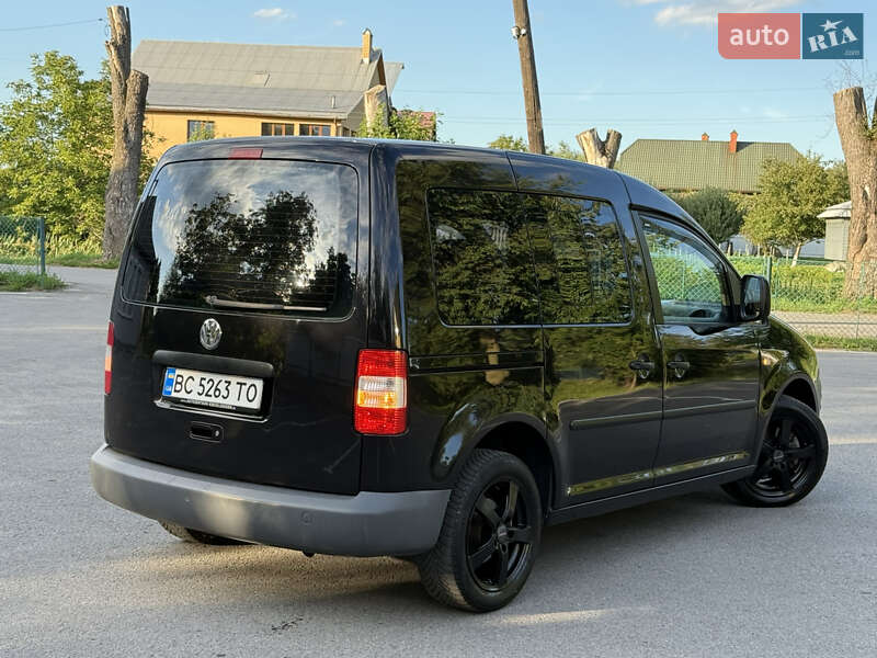 Минивэн Volkswagen Caddy 2004 в Самборе