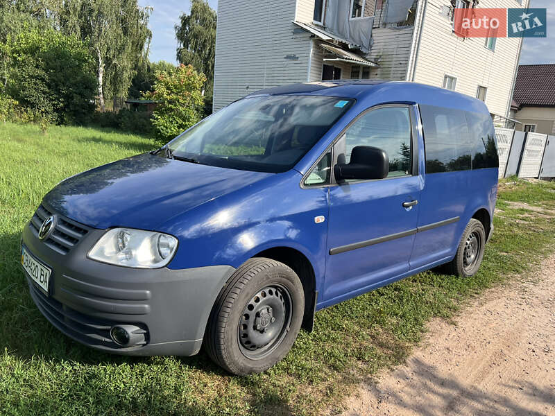 Минивэн Volkswagen Caddy 2010 в Чернигове