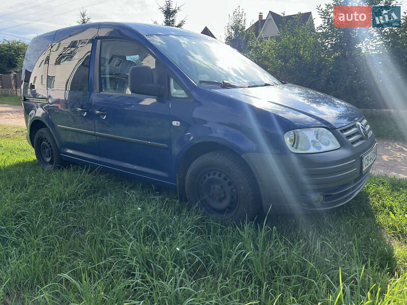 Минивэн Volkswagen Caddy 2010 в Чернигове