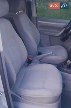 Грузовой фургон Volkswagen Caddy 2006 в 