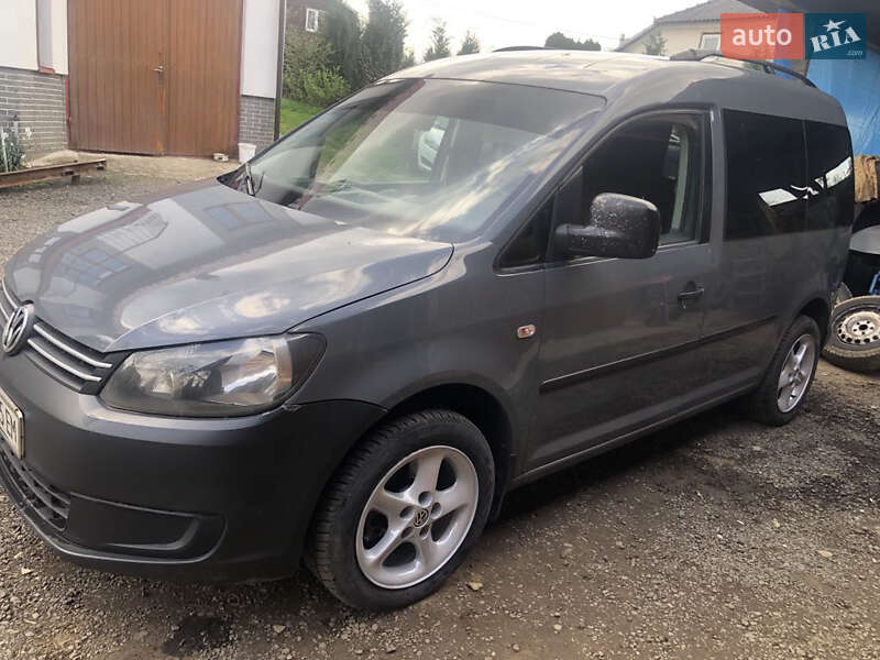 Минивэн Volkswagen Caddy 2012 в Львове