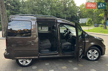 Минивэн Volkswagen Caddy 2017 в 
