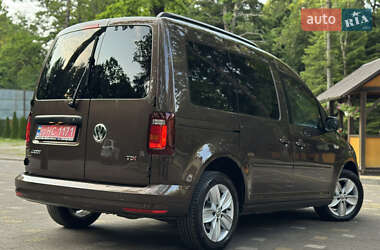 Минивэн Volkswagen Caddy 2017 в 