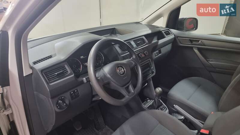 Минивэн Volkswagen Caddy 2017 в Киеве