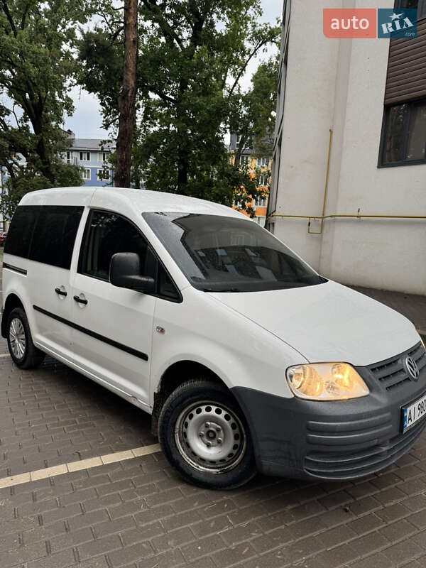 Мінівен Volkswagen Caddy 2010 в Києві