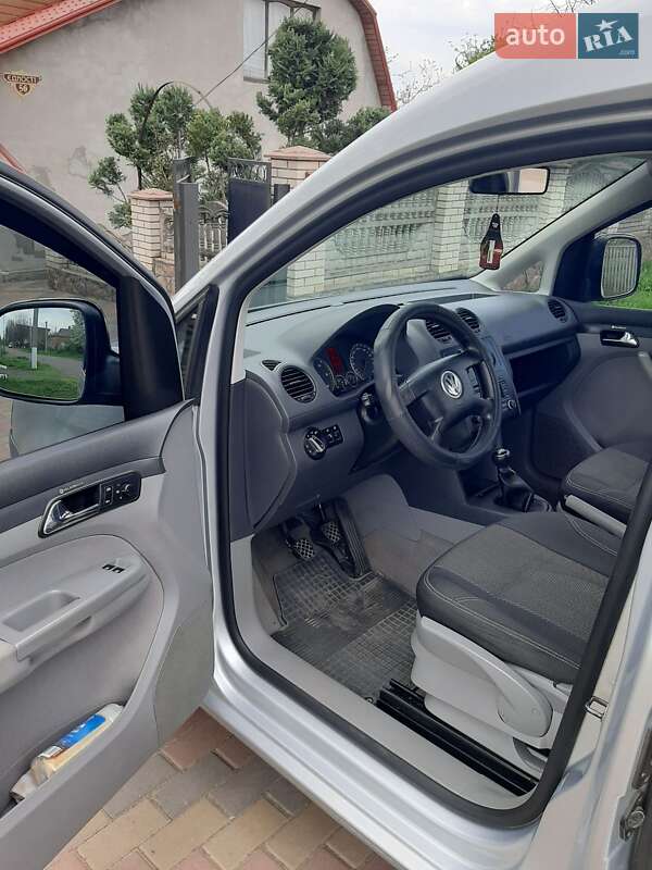 Мінівен Volkswagen Caddy 2005 в Новоукраїнці