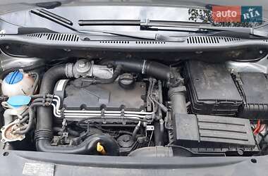 Минивэн Volkswagen Caddy 2005 в  фото 13 Минивэн Volkswagen Caddy 2005 в