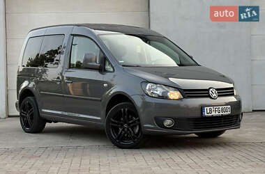 Мінівен Volkswagen Caddy 2012 в Сарнах
