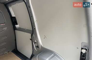 Грузовой фургон Volkswagen Caddy 2015 в 