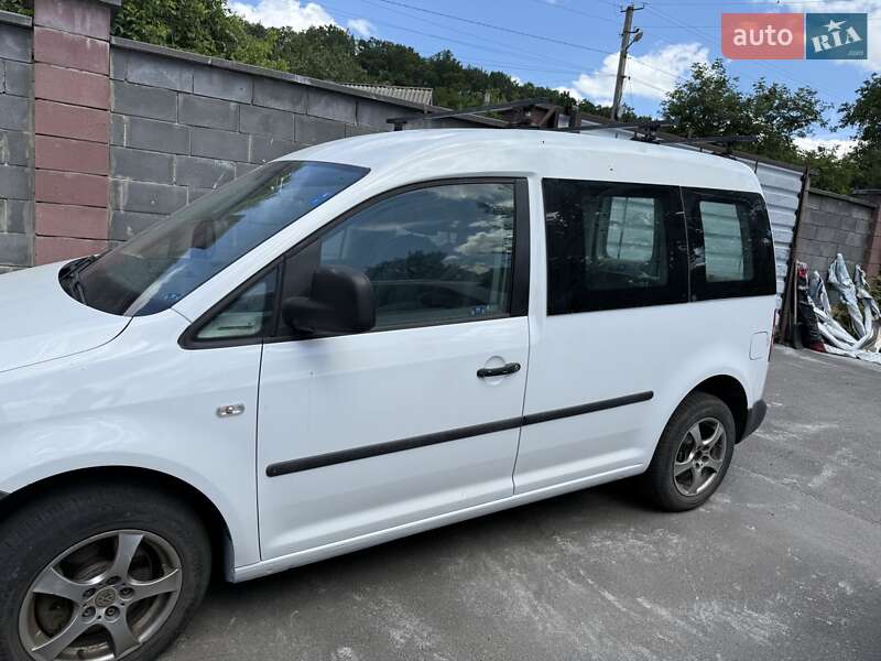Минивэн Volkswagen Caddy 2011 в Лубнах