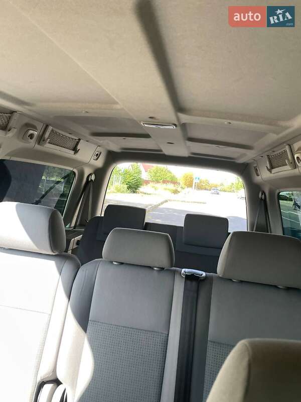 Минивэн Volkswagen Caddy 2008 в Южноукраинске