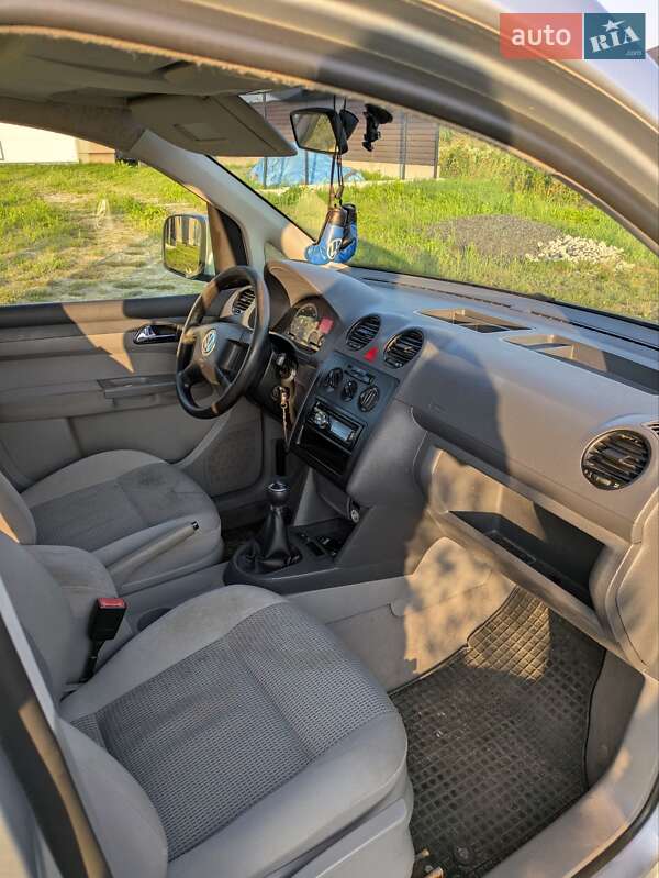 Минивэн Volkswagen Caddy 2004 в Ковеле фото 19 Минивэн Volkswagen Caddy 2004 в Ковеле