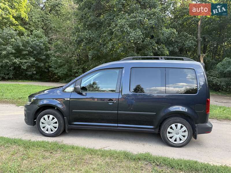 Минивэн Volkswagen Caddy 2016 в Харькове